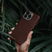 Pro Leather Case - iPhone 15 Pro Max - Brown