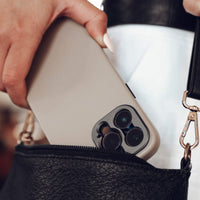 Pro Leather Case - iPhone 15 Pro Max - Sand