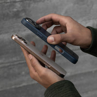 Pro Leather Case - iPhone 16 Pro - Navy