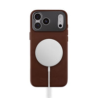 Pro Leather Case - iPhone 17 Pro - Brown